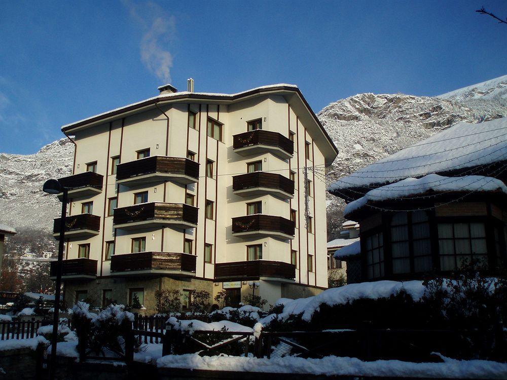 Hotel Au Soleil Saint-Vincent Exterior foto